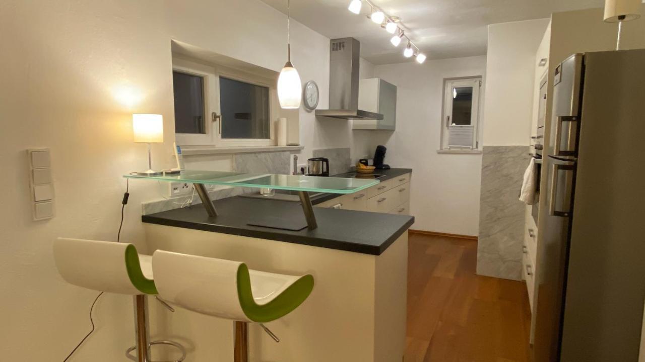 Luxus-Ferienhaus: Geräumige Wohnung mit Balkon und Garten nahe Regensburg Laaber Exterior photo