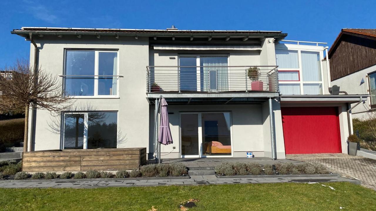Luxus-Ferienhaus: Geräumige Wohnung mit Balkon und Garten nahe Regensburg Laaber Exterior photo